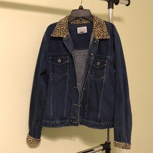 3/$25 Vintage denim jacket with animal print